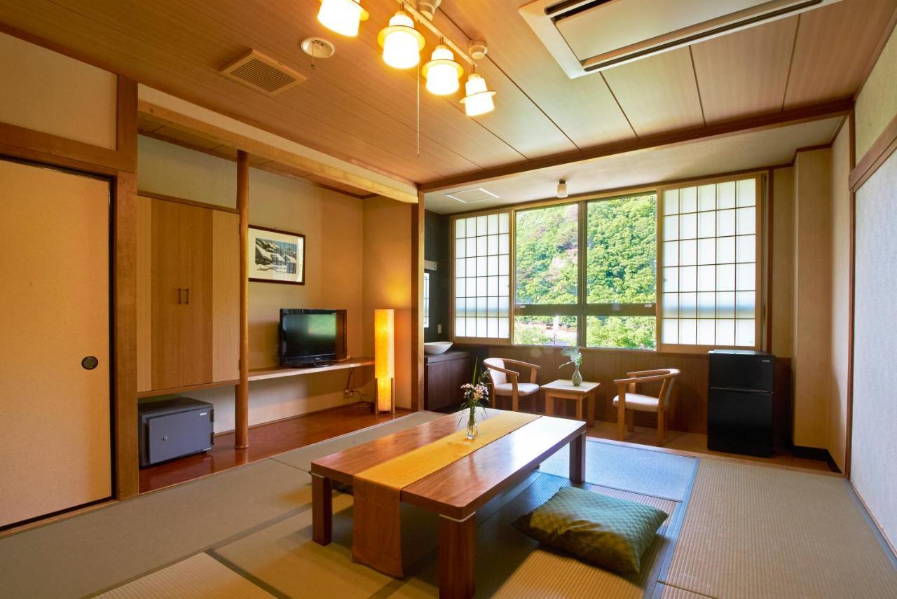 Yutoriro Bandai Atami Hotel Koriyama  Exterior photo